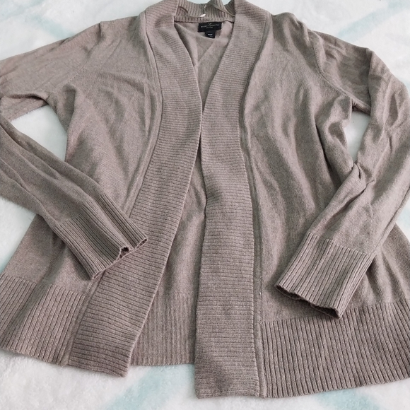 Worthington Tan Cardigan - Picture 1 of 3